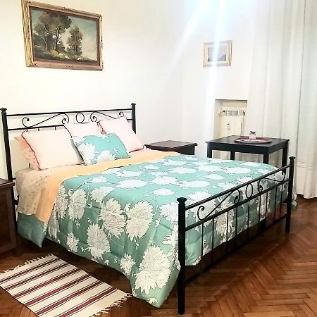 Amico Del Sole Bed & Breakfast Roma Eksteriør bilde