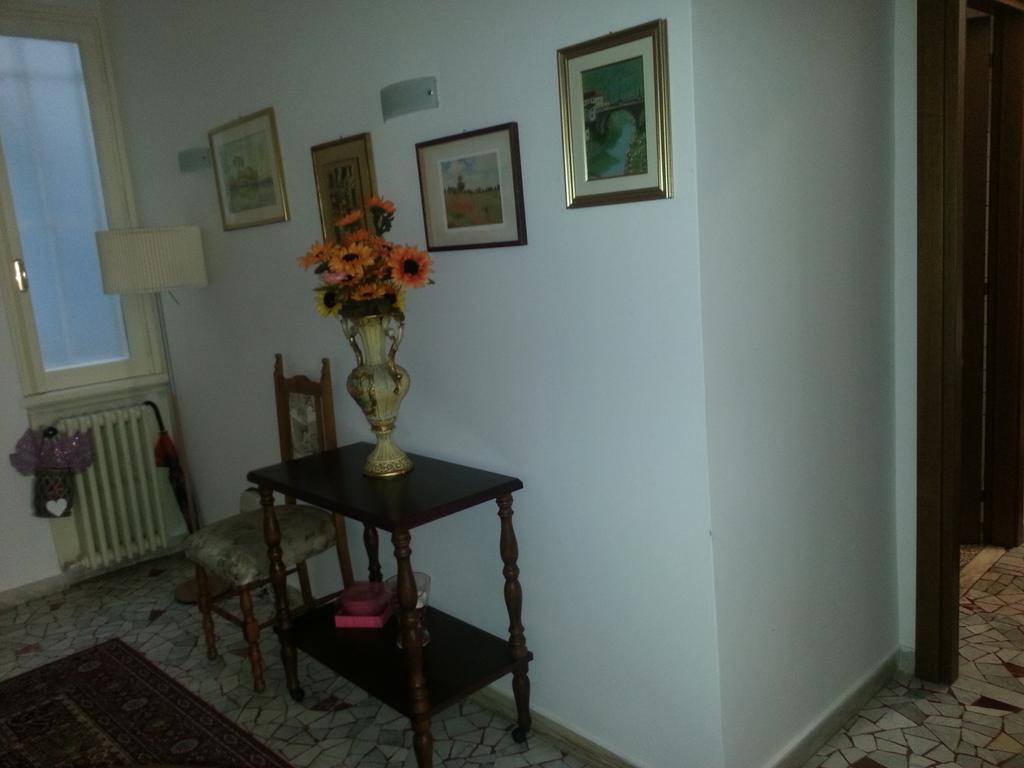 Amico Del Sole Bed & Breakfast Roma Eksteriør bilde